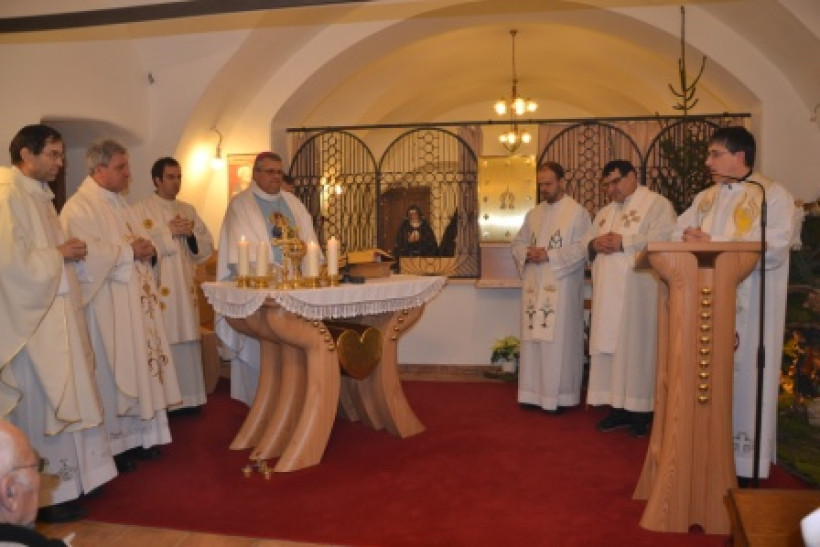 Klariški samostan: Hvalodavanje 