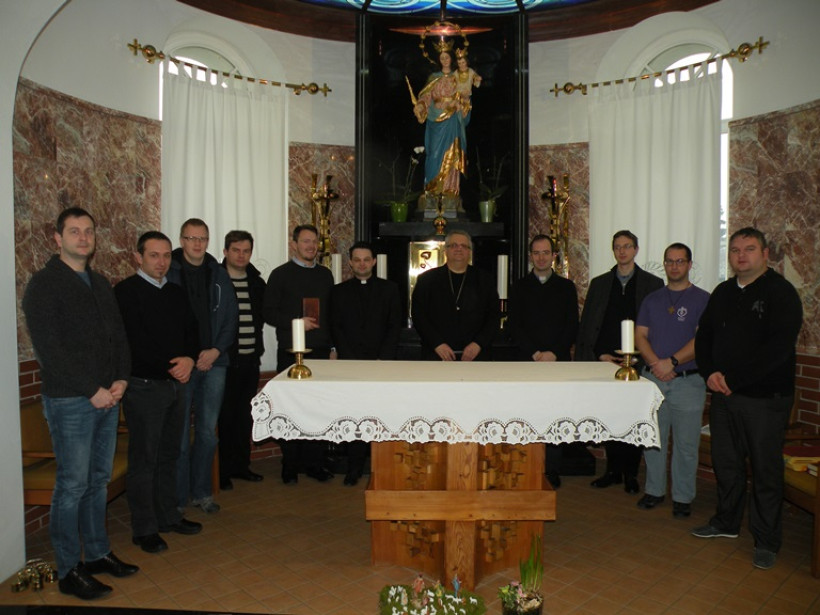 Srečanje mlajših duhovnikov 