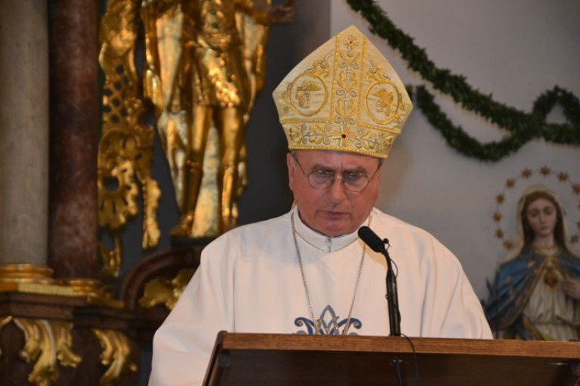 Nuncij nam govori