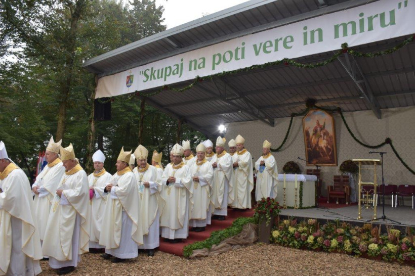Beltinci - srečanje katoličanov treh držav