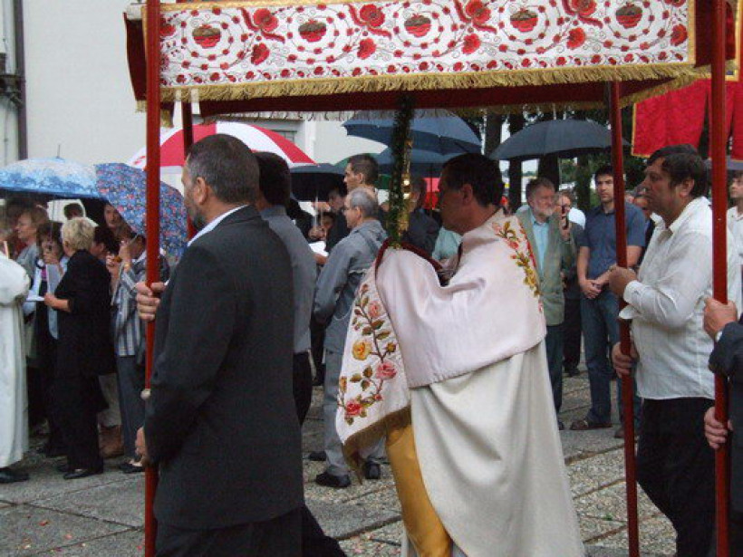SV. MAŠA IN TELOVSKA PROCESIJA