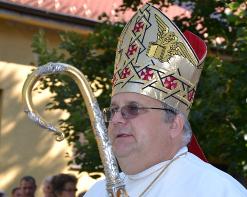 Za več usmiljenja
