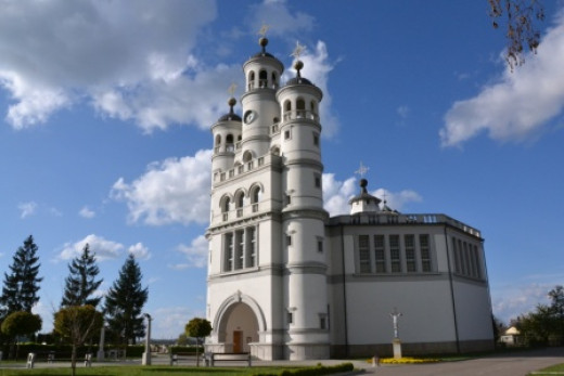Kozarjevi dnevi - srečanje ljudskih pevcev 