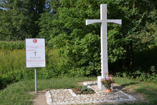 Križev pot na Hotizi