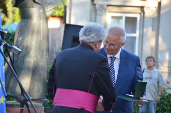 Lendava - Odlikovanje msgr. Franca Režonje 