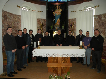 Srečanje mlajših duhovnikov 