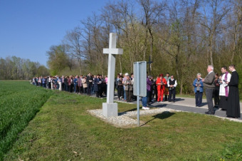 Hotiza - križev pot 4