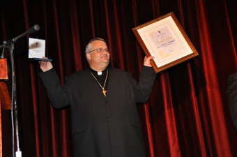 Škof msgr. dr. Peter Štumpf je postal častni občan občine Beltinci